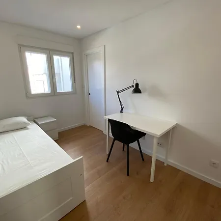 Guest house Carcavelos Shared Serviced 12 Oeiras