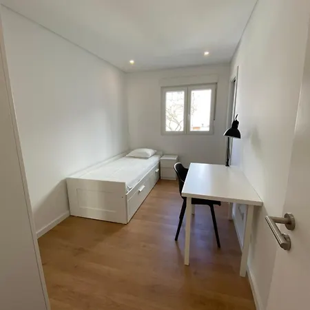 Carcavelos Serviced 12 بيت ضيافة أويراس